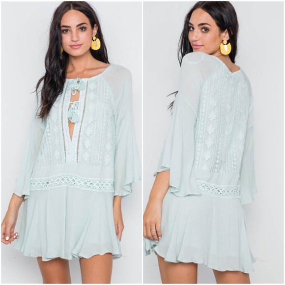 MINT BELL SLEEVE CROCHET TRIM MINI BOHO DRESS - Picture 1 of 8